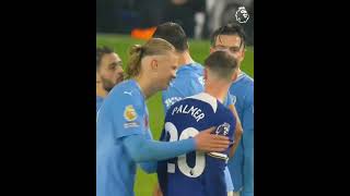 Cole Palmer trying to sneak into the Manchester City players’ huddle 😂 #premierleague  #chelsea