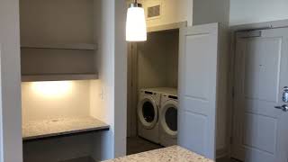 J Floorplan, 2 bd / 2 ba