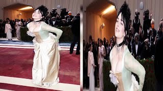 Billie Eilish Is A Gilded Glamour Goddess In Corset Dress At Met Gala