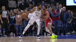 Offensive Foul in the post offensive player hooks his opponent NBA Video Rulebook