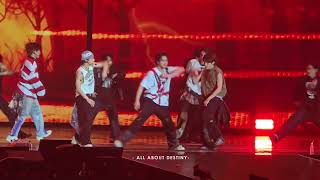 241102 She A Wolf - WayV - On The Way in Bangkok day 1 fancam