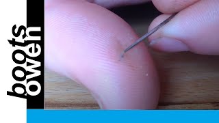 Try this one simple trick to remove a thorn from your finger: Quick and easy for splinter extraction