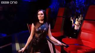Jessie J and Tom Jones performs "It's Not Unusual" - The Voice UK