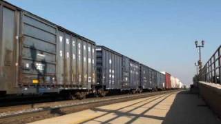 BNSF 4110 \u0026 5052 Leads a Manifest West, Western Springs, IL