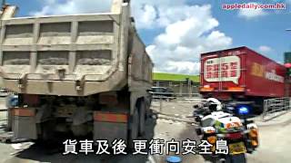 邊個衝燈　消防跑50米救人