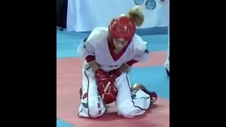 テコンドー女子試合でローブロー！Female Taekwondo groin kick!