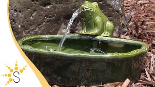 Sunnydaze Ceramic Frog Solar Outdoor Water Fountain with Solar Pump \u0026 Panel - 7-Inch Tall-SL-0285