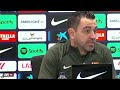 enganchÓn de xavi con un periodista “hace un mes era ferguson y ahora estoy en la calle”