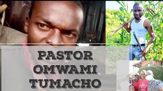 Pastor Omwami Sings Excess Love | Njaanuary | Christmas| Martinez Lucy Comedy Kenya | African Voices