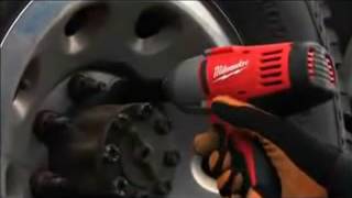 Milwaukee Cordless Impact Wrench HD18 HIW - Video 1