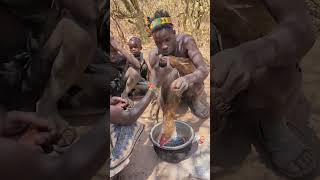 Wow,,😋 it's Lunchtime 🔥 hadzabe tribe Family pre  #hadzabetribe #africantribe #africa