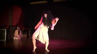 Offering by Kaoru and Aoi, Butoh night for Akiko Motofuji