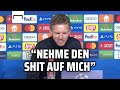 Nagelsmann scherzt mit den Journalisten: 