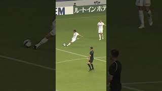 【岩尾は狙っていた…！】岩尾憲が意表をつくスーパーロングシュートを決める！【ゴール動画】