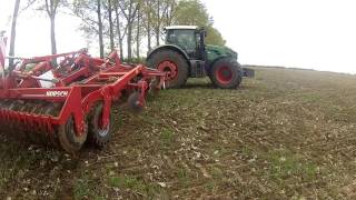 Fendt 933 Vario + Horsch Tiger AS cultivator