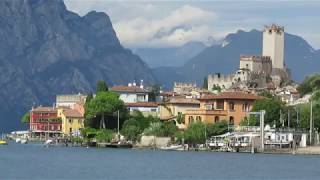 La vista dal lungolago di Malcesine - Lago di Garda