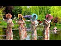 scarborough fair chicago autumn melody 斯卡保罗集市 芝加哥秋韵组合 。夏日风和日暖，绿草如茵，在野地里采野花，弹吉他，唱歌，追逐嬉笑，享受大自然的魅力。