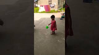 #youtube  #মাম্মা  বালতি নিয়ে কোথায় যাচ্ছে😍😍😍#viral #bengali #ytshort