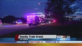 1 man dead, 1 person in critical condition in La Vista accident