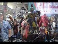 SDCC 2017 HOT TOYS THOR RAGNAROK FIGURES Sideshow Collectibles Booth Planet Hulk