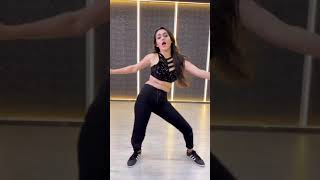 Tanya sharma dancing video
