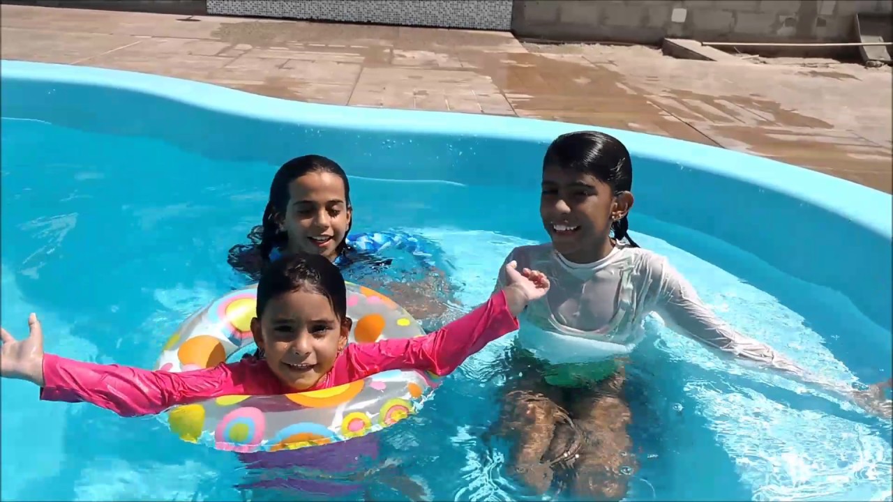 Desafios Na Piscina - YouTube