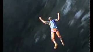 BASE JUMP  4