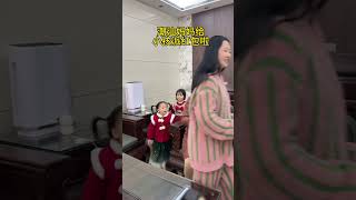 潮汕妈妈给小孩派红包啦新年 红包