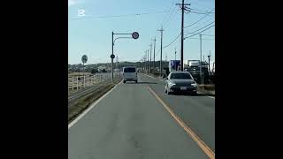 ドラレコ映像🥶注意喚起☝️なぜか？左右にふらふら運転をするハイエース は危ない⚠️近寄るべからず#ドラレコ#ドラレコ映像 #危険運転#ハイエース #ハイエースバン#ハイエース200系