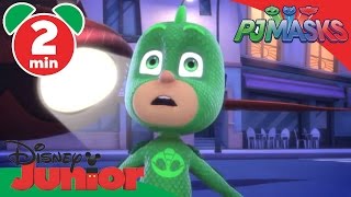 Gekko Saves Christmas -  PJMasks (Clip)