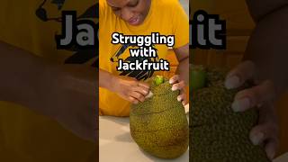 How (NOT) to open a Jackfruit!🍈 #shorts #short #jackfruit #jackfruitcutting