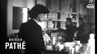 Duchess Of Kent Visits The Wrens (1942)