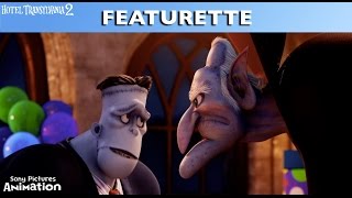 Hotel Transylvania 2 - Vlad's Dramatic Entrance