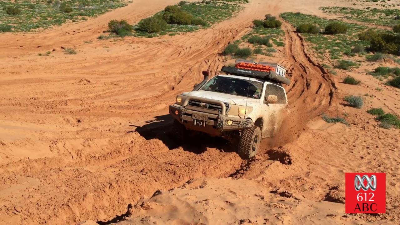 4WDs Attempt To Conquer Big Red (sand Dune) - YouTube