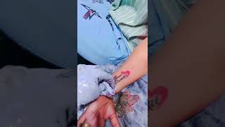 कैसा लगा मेरा टैटू ❤️!! क्या नाम लिखा किस किस को समझ में आ रहा  #tatto #shorts #viral #youtube #love