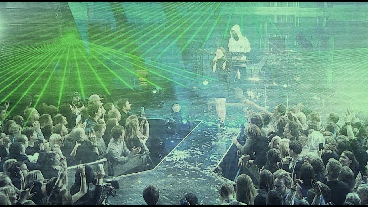 Alan Walker Alone Live Performance Youtube Music