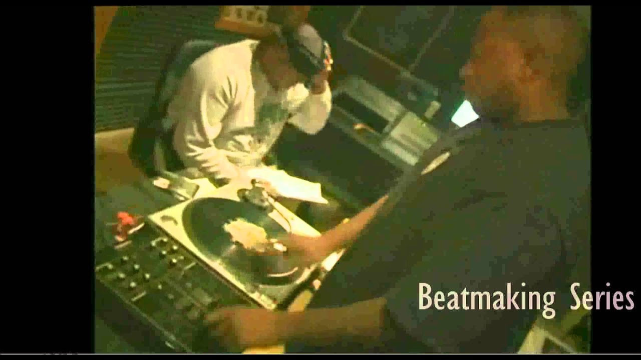 DJ Premier Making A Beat In Studio - YouTube