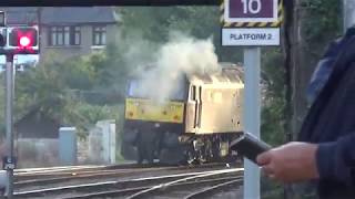 WCRC  47760 Passing Totnes  with clag