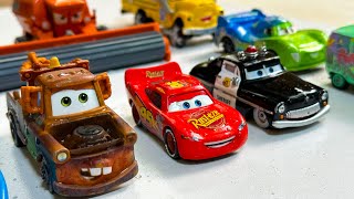 Looking for Disney Pixar cars on the Playground #lightningmcqueen #mcqueen代購