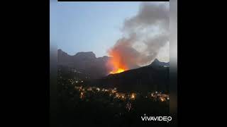 hommage à nos martyrs qui sont tombées dans une incendie en  Kabylie