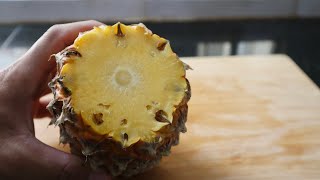 How to peel ripe pineapple