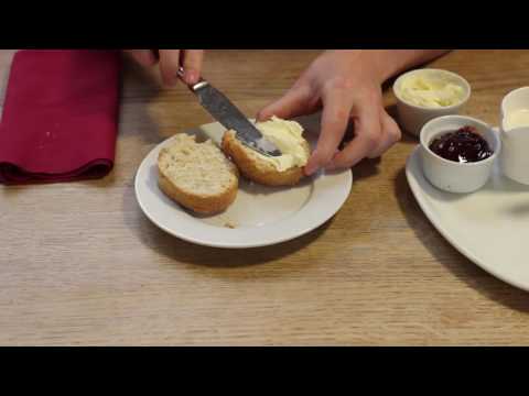 How to make a Devon Cream Tea How to make a Devon Cream Tea