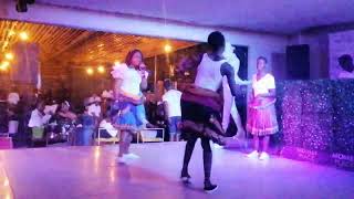 Nwa Holeni performing a Momes place