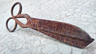 Rusty Handmade Old Scissor Restoration
