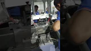 Aluminum alloy wheel casting machine