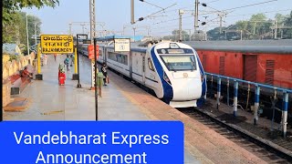 Vandebharat Express Announcement 20833 Visakhapatnam to Secunderabad At Rajahmundry