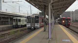 朝の通勤時、しなの鉄道北しなの線北長野駅に到着し、通勤列車を先行させ長時間停車をした、えちごトキめき鉄道ET127系V4編成回送列車。