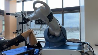 Central Vermont Medical Center unveils robotic surgery system