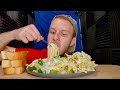 EATING ALFREDO PASTA AND CHEESY GARLIC BREAD! - Mukbang