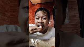 makan enak lupa dengan namanya MANTAN KEKASIH 🤣#food #makan #mantan